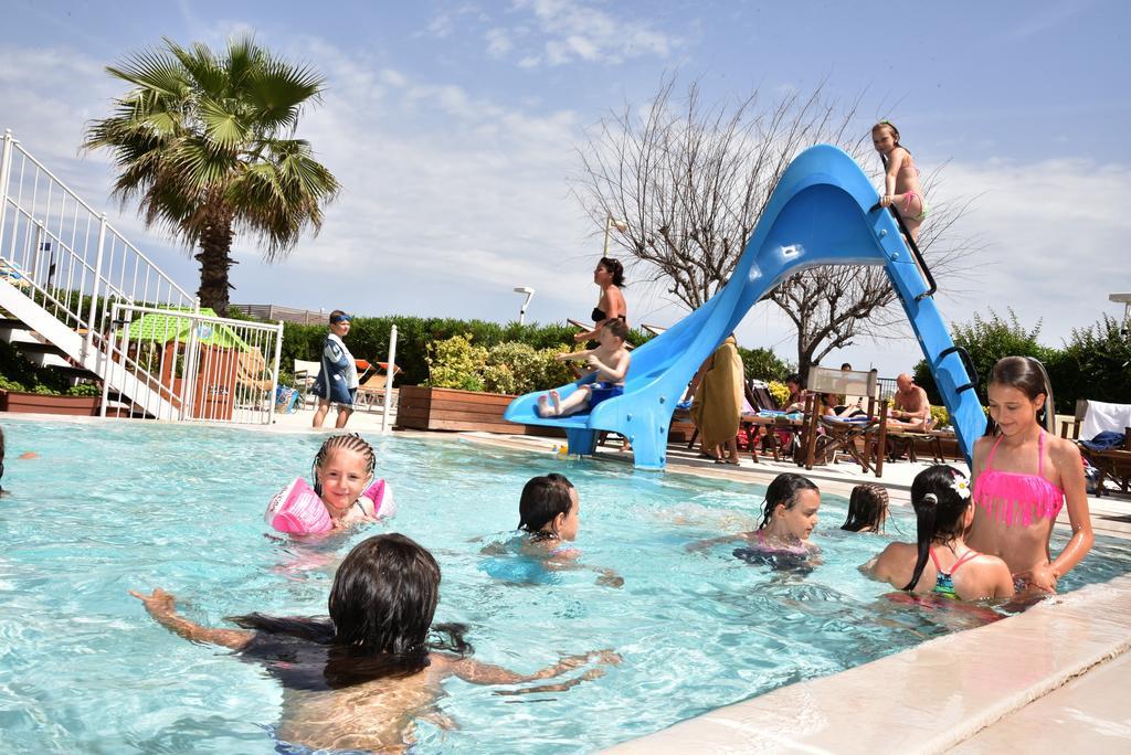 Hotel Fedora Riccione Eksteriør bilde